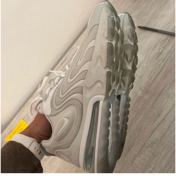 Nike Airmax 270 React ENG mens size 7B womens 8.5 - Picture 3 of 4